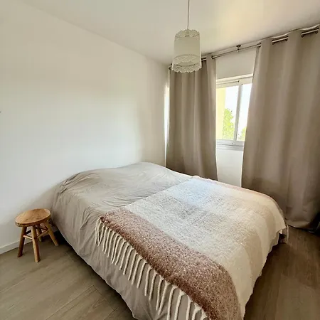 דירה 4 Personnes, 2 Min , Bus Direct Centre *